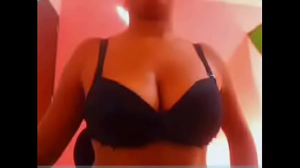 Busty Amateur Chick Webcam Striptease –